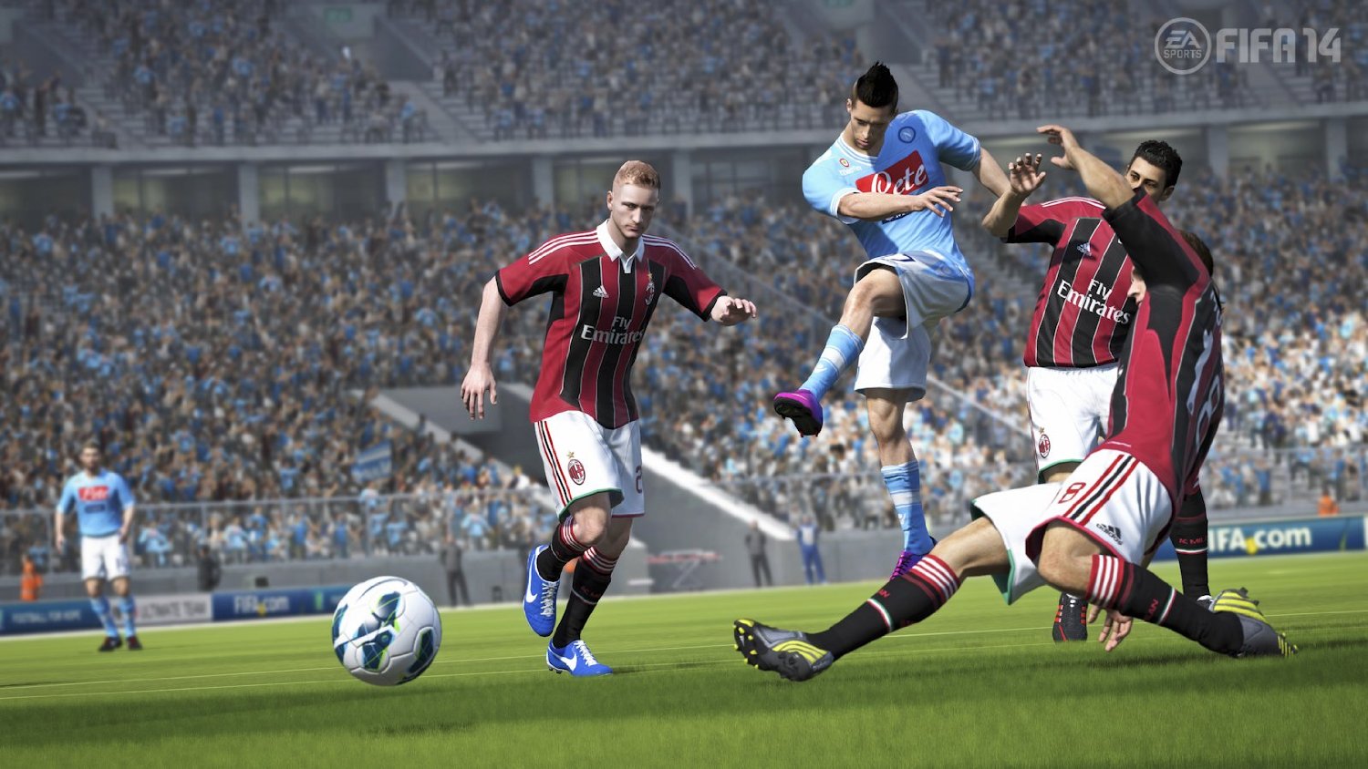 《FIFA 14》日版PSP版 游戏截图 4